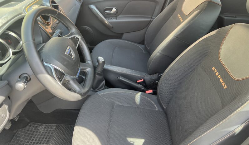 LEFT HAND DRIVE 2017 Dacia Sandero Stepway 0.9Tce Petrol Laureate 5 Door SPANISH REGISTERED full